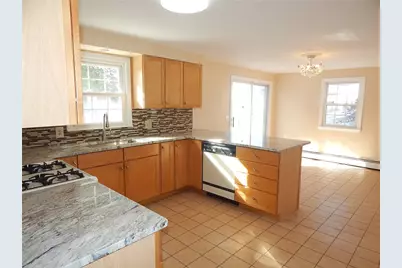 129 Vallette Street, Cranston, RI 02920 - Photo 10