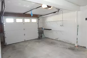 129 Vallette St, Cranston, RI 02920 - Photo 44