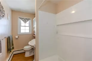 10 Smithfield Dr, Middletown, RI 02842 - Photo 18