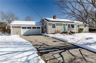 10 Smithfield Dr, Middletown, RI 02842 - Photo 48