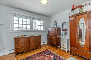 10 Smithfield Dr, Middletown, RI 02842 - Photo 24