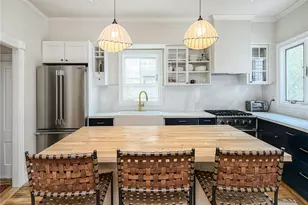 461 Spring St, Newport, RI 02840 - Photo 6