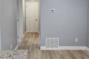 728 Beverage Hill Ave, Pawtucket, RI 02861 - Photo 6