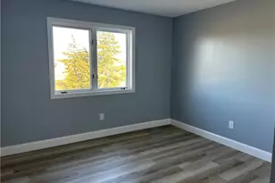 728 Beverage Hill Ave, Pawtucket, RI 02861 - Photo 10