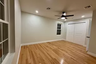 33 Hemlock Ave, Cranston, RI 02910 - Photo 4