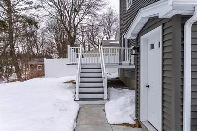 33 Hemlock Avenue, Cranston, RI 02910 - Photo 28