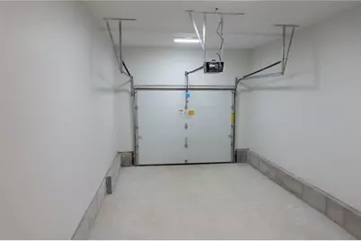 33 Hemlock Avenue, Cranston, RI 02910 - Photo 26