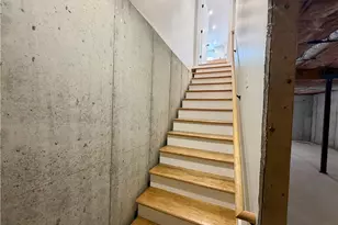 33 Hemlock Ave, Cranston, RI 02910 - Photo 16