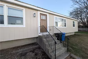 4 Almy Ct, Newport, RI 02840 - Photo 1