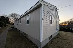 4 Almy Ct, Newport, RI 02840 - Photo 2