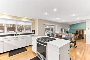 9 Eagle Nest Dr, Lincoln, RI 02865 - Photo 10
