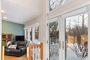 9 Eagle Nest Dr, Lincoln, RI 02865 - Photo 2