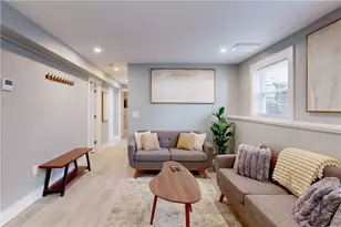 44 Hall St, Providence, RI 02904 - Photo 16