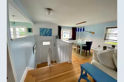 85 Eustis Street, Newport, RI 02840 - Photo 4