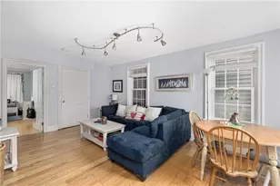 423 Thames St, Newport, RI 02842 - Photo 2