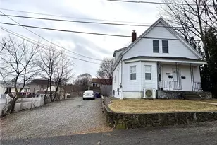 10 Hampshire St, North Providence, RI 02904 - Photo 2
