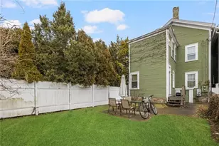 423 Thames St, Newport, RI 02842 - Photo 20