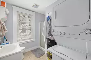 423 Thames St, Newport, RI 02842 - Photo 16