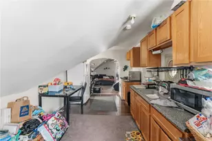 263 Elm St, Woonsocket, RI 02895 - Photo 20