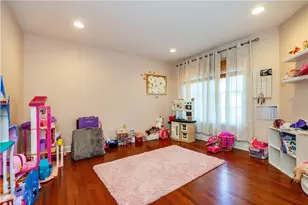 295 Sanctuary Dr, East Greenwich, RI 02818 - Photo 38