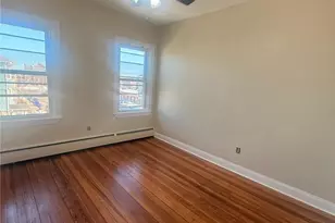 212 East St, Pawtucket, RI 02860 - Photo 6