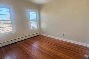 212 East St, Pawtucket, RI 02860 - Photo 10