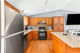 132 Palmer Ave, Warwick, RI 02889 - Photo 12