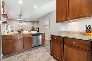 315 Old River Rd, Lincoln, RI 02838 - Photo 12