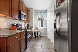 315 Old River Rd, Lincoln, RI 02838 - Photo 8