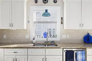 109 Fox Hollow Rd, North Kingstown, RI 02852 - Photo 26