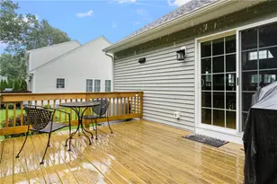 109 Fox Hollow Rd, North Kingstown, RI 02852 - Photo 10