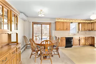 106 Wannamoisett Rd, East Providence, RI 02914 - Photo 14