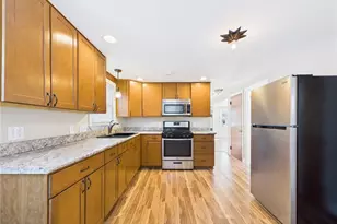 20 MacArthur Dr, Smithfield, RI 02917 - Photo 8