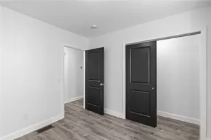 29 Stansbury St, Providence, RI 02908 - Photo 14