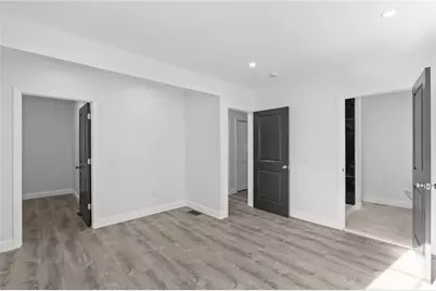 29 Stansbury Street, Providence, RI 02908 - Photo 12