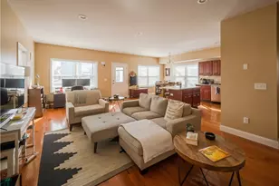74 Pitman St, Providence, RI 02906 - Photo 6