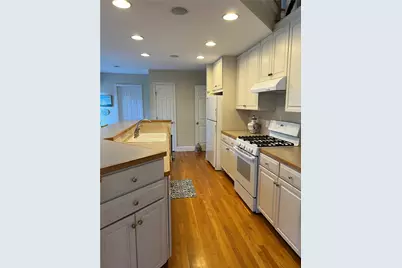 611 Wolcott Avenue, Middletown, RI 02842 - Photo 8