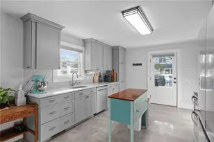 104 Howland Ave, Jamestown, RI 02835 - Photo 16