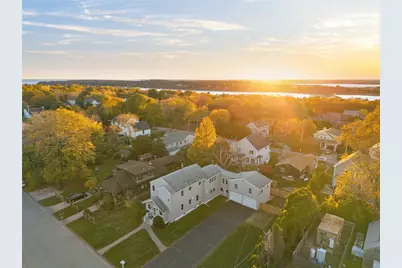 104 Howland Avenue, Jamestown, RI 02835 - Photo 2