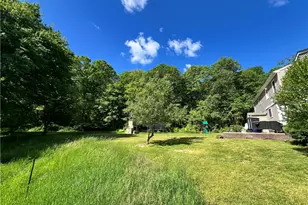 233 Sisson Rd, Coventry, RI 02816 - Photo 4