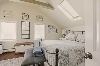 181 Center Avenue, Middletown, RI 02842 - Photo 16