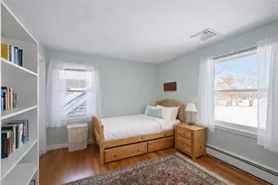 400 3rd Beach Rd, Middletown, RI 02842 - Photo 8