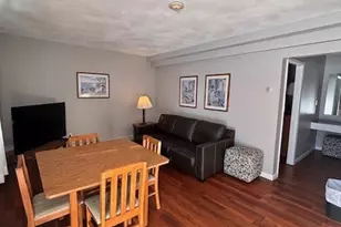 642 Boston Neck Rd, North Kingstown, RI 02852 - Photo 2
