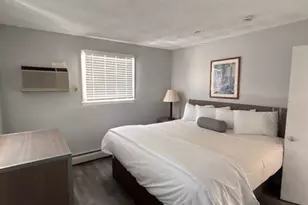 642 Boston Neck Rd, North Kingstown, RI 02852 - Photo 12