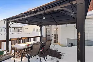 96 Moccasin Dr, Warwick, RI 02889 - Photo 40