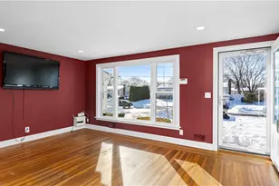 96 Moccasin Dr, Warwick, RI 02889 - Photo 10