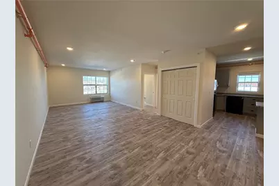 327 Pine Street #3002, Pawtucket, RI 02860 - Photo 2