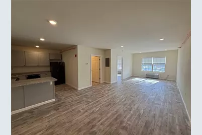 327 Pine Street #2014, Pawtucket, RI 02860 - Photo 4