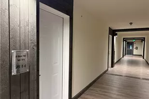 327 Pine St, Pawtucket, RI 02860 - Photo 2