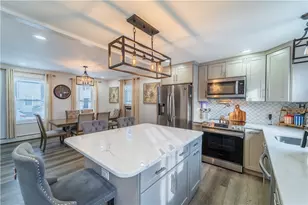 17 Beecher St, Pawtucket, RI 02860 - Photo 1